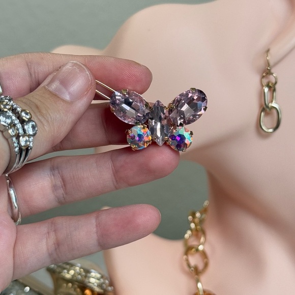 ⚜️❤️‍? Cute Pink and Gold Butterfly Hair Clip ? ?